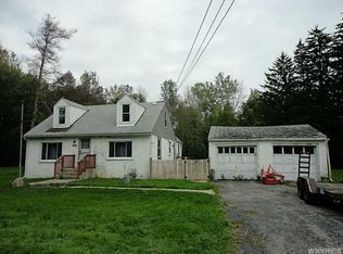 5571 Irish Rd, North Tonawanda, NY 14120