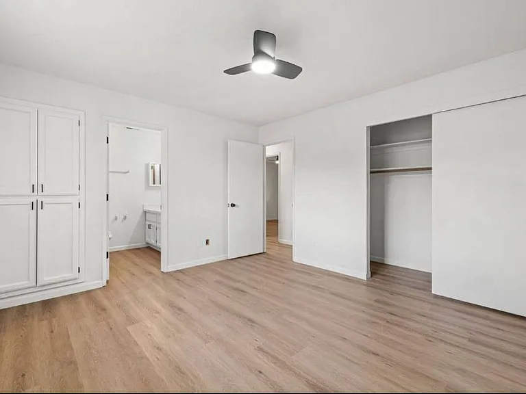 3427 Bristol Ct — Photo 8