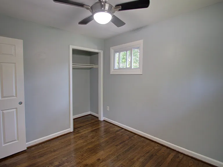 6520 Armstrong Ave — Photo 8