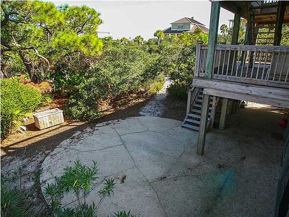4th image of 1616 Hawthorne Ln