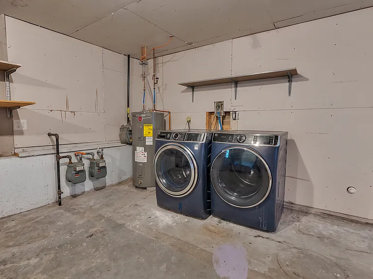 587 Central Ave — Photo 33