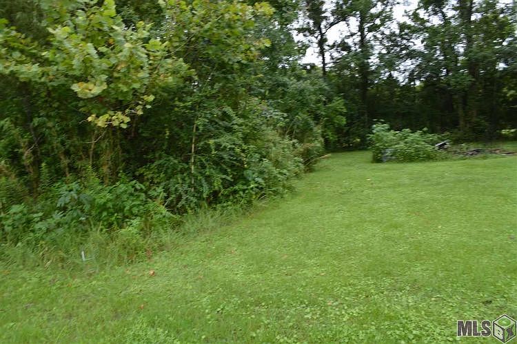 2nd image of 42081 J R Estates Dr