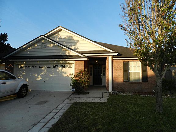 3rd image of 8095 Tuxford Ln