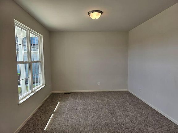 5th image of 10270 High Mdw