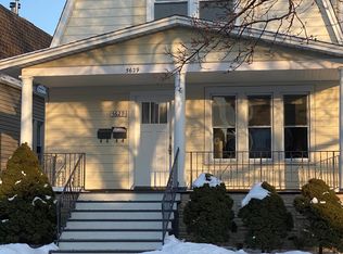 5629 N Mason Ave #1, Chicago, IL 60646