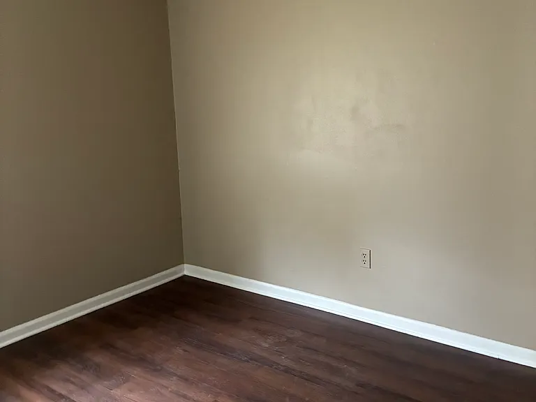 1346 Mary Jane Ave — Photo 6