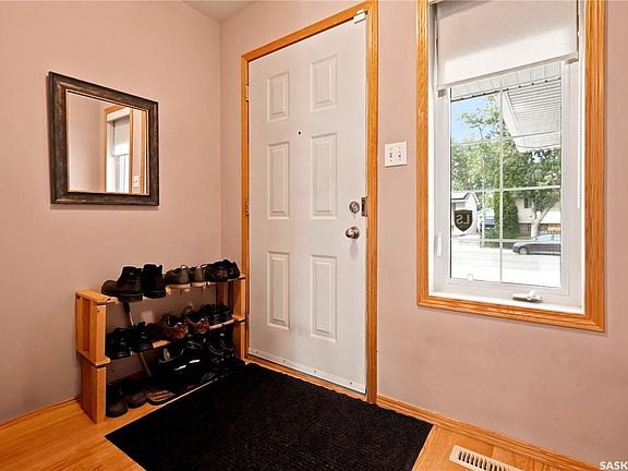 2nd image of 225 Mikkelson DRIVE