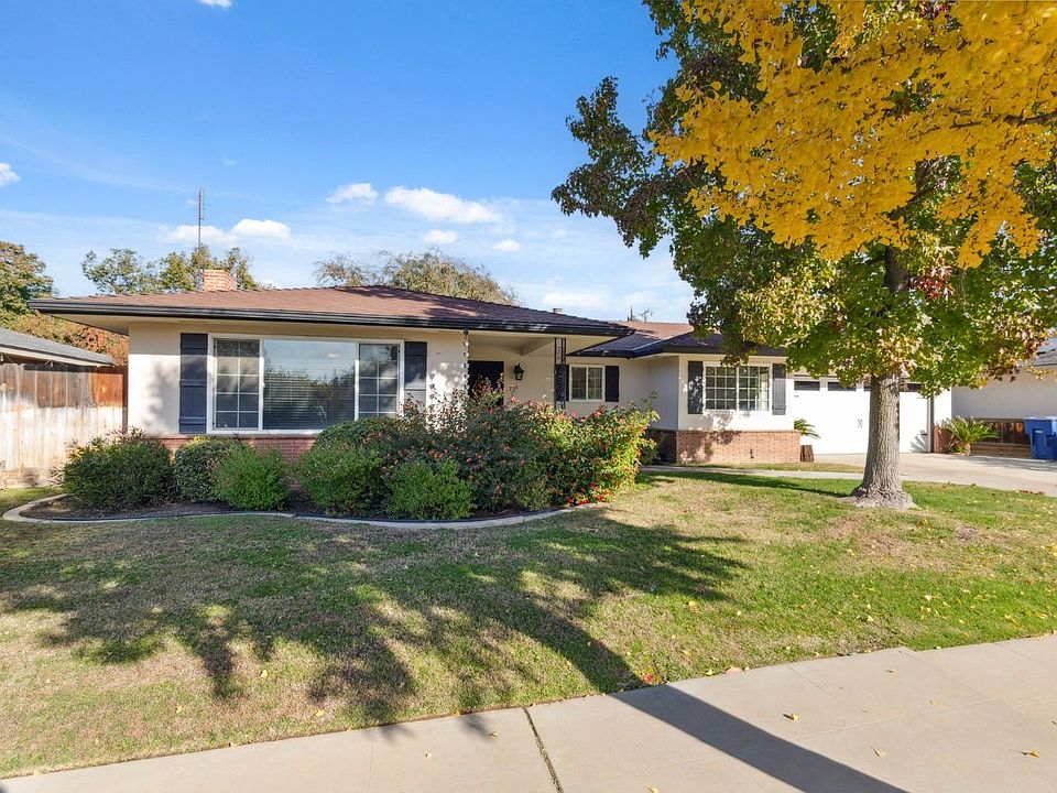 1st image of 602 W Santa Ana Ave