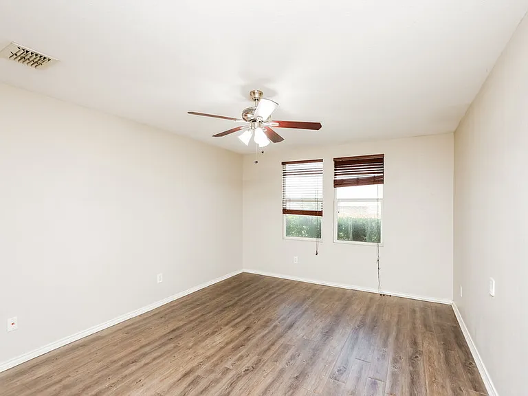 3032 Picket Fence Dr — Photo 11