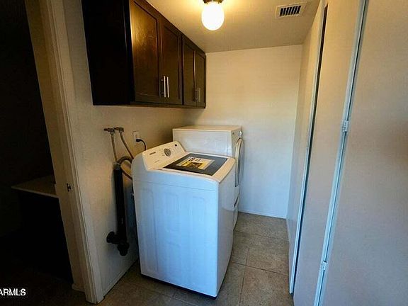 5th image of 3320 S JUNIPER Street