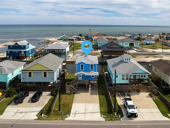 2nd image of 4017 Laguna Shores