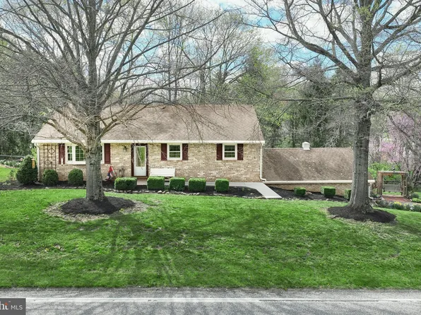 4999 Lehman Rd, Spring Grove, PA 17362