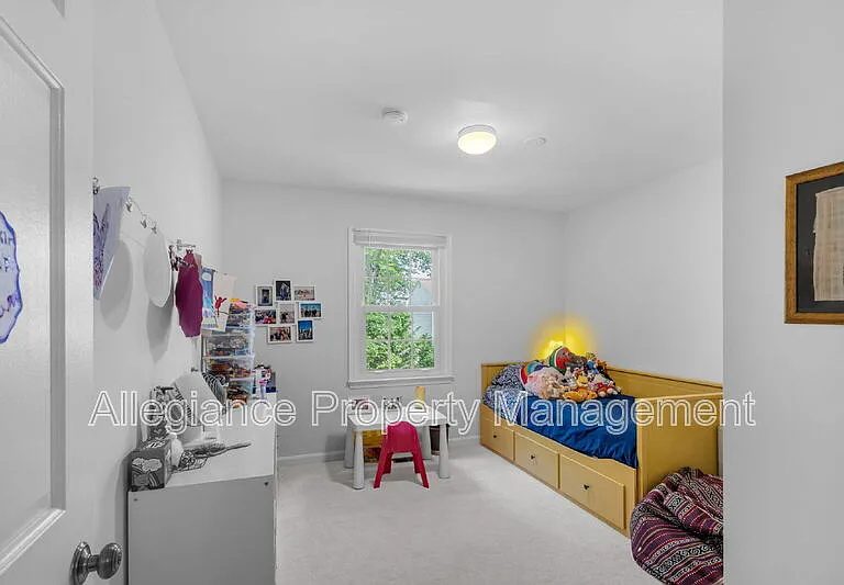 6861 Williamsburg Pond Ct — Photo 23
