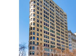 3300 N Lake Shore Dr APT 2A, Chicago, IL 60657
