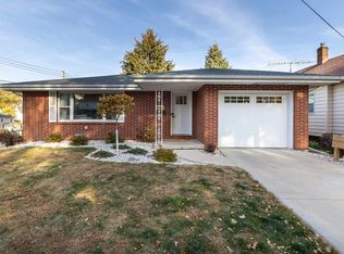 2035 Delaware St, Dubuque, IA 52001