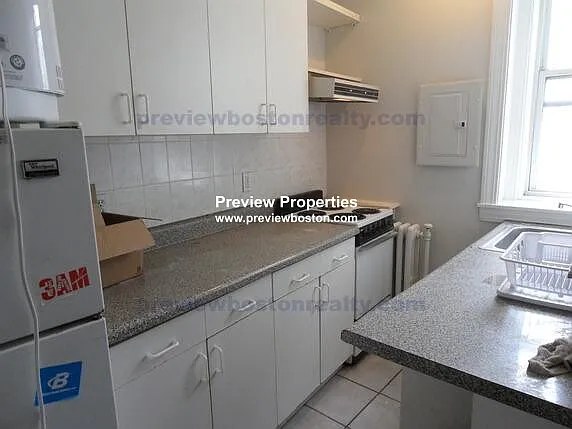 1997 Commonwealth Ave #1P — Photo 1