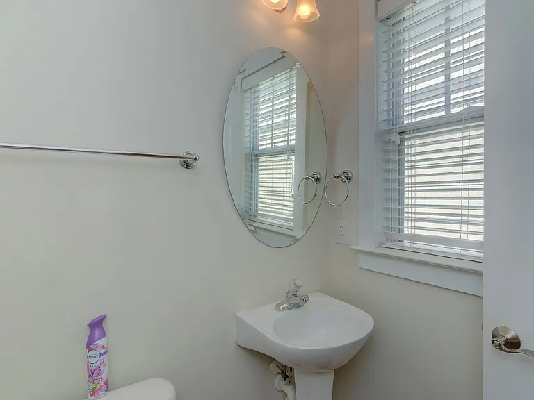 1912 Lela Ave — Photo 27