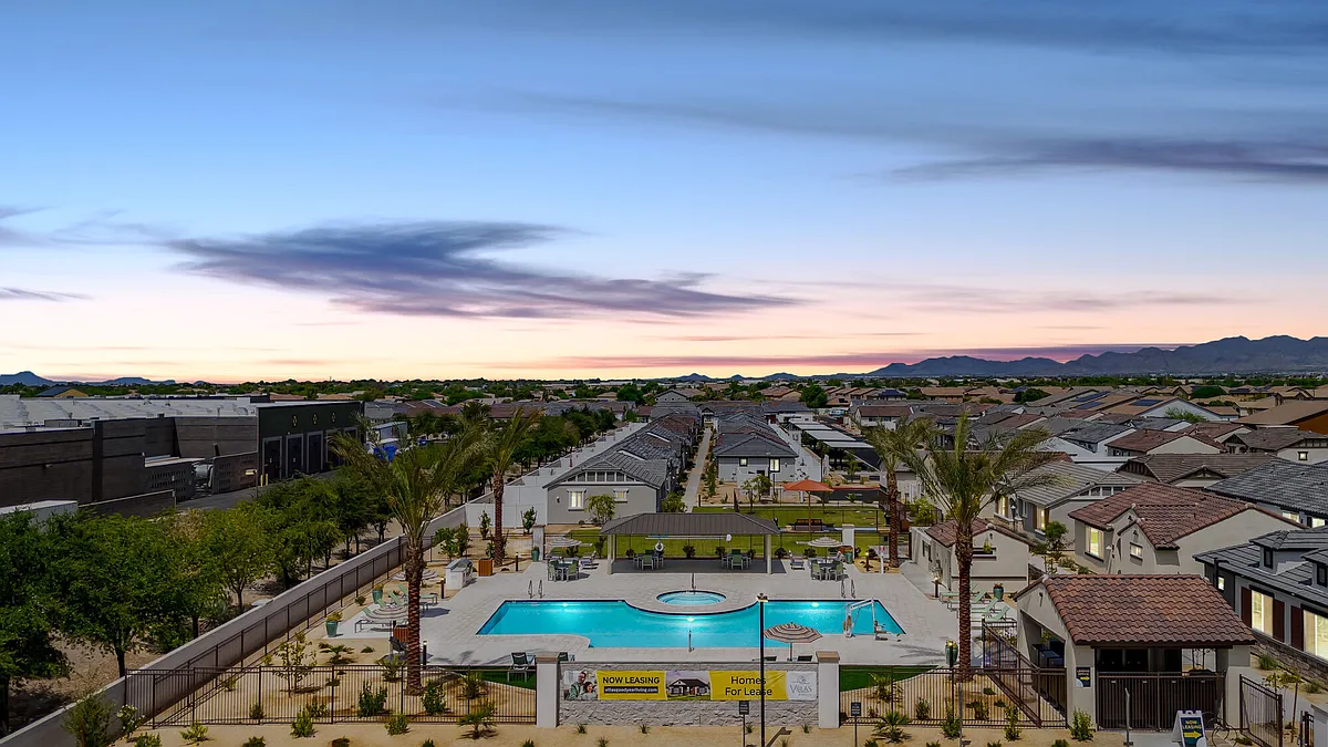 Building Photo - Villas Goodyear