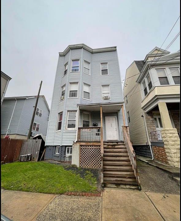 1st image of 182 W Bigelow St #2