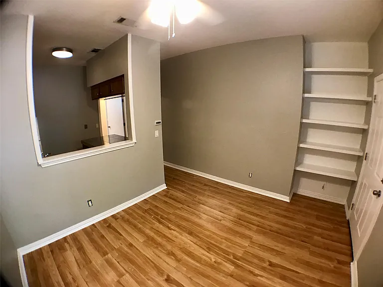 4409 Guadalupe St #2 — Photo 2