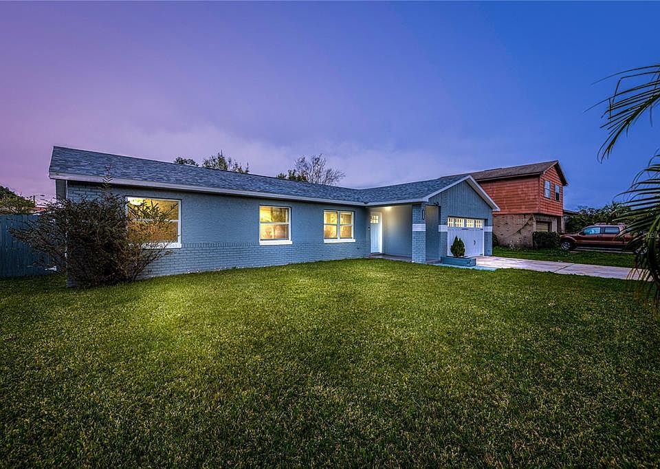1st image of 7623 HIDDEN HOLLOW DRIVE