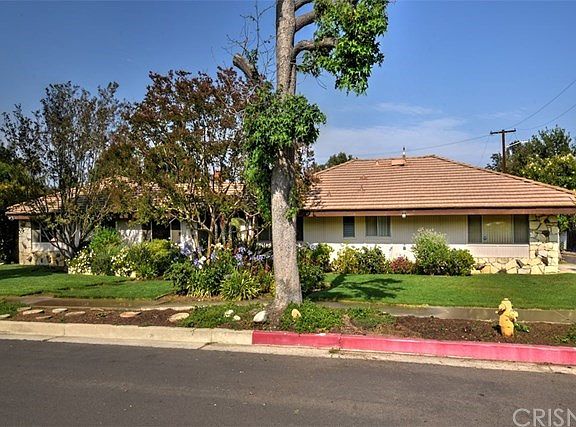 2nd image of 5230 Oak Park Ave