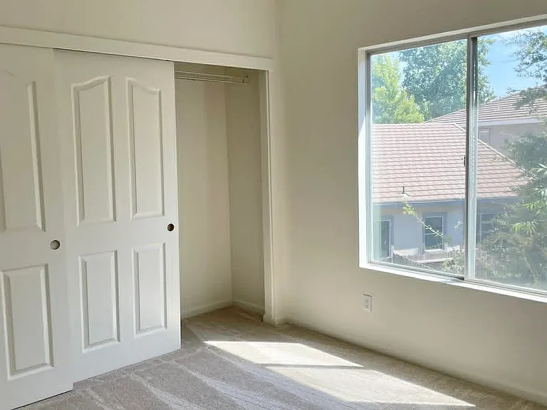 58 Penelope Ct — Photo 18