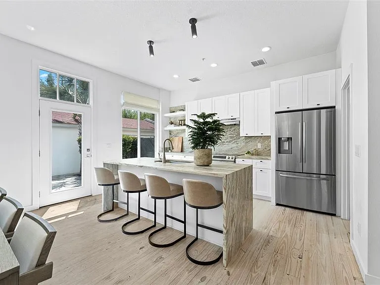 Lake Baldwin Ln — Photo 8