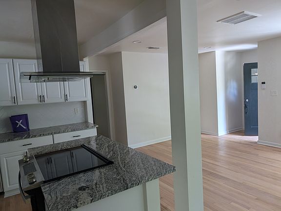 4th image of 2740 Oldknow Dr NW