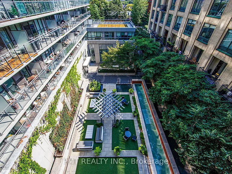 775 King St W #514 — Photo 16