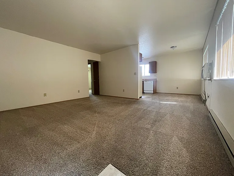 Skyview Apartments — Photo 3