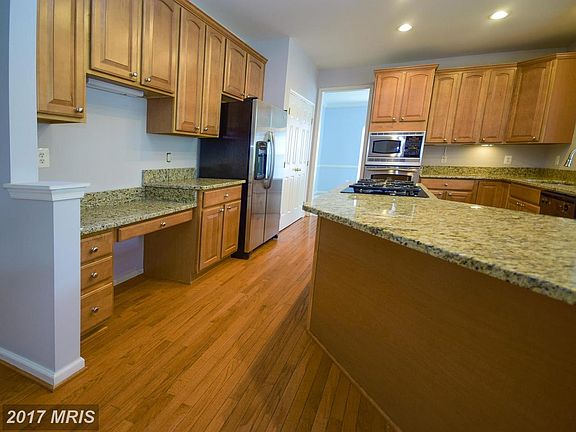 4th image of 59 Kinross Dr