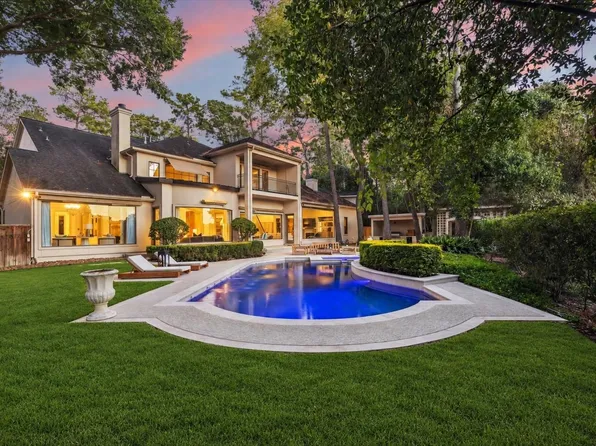 918 Huntington Cv, Houston, TX 77063