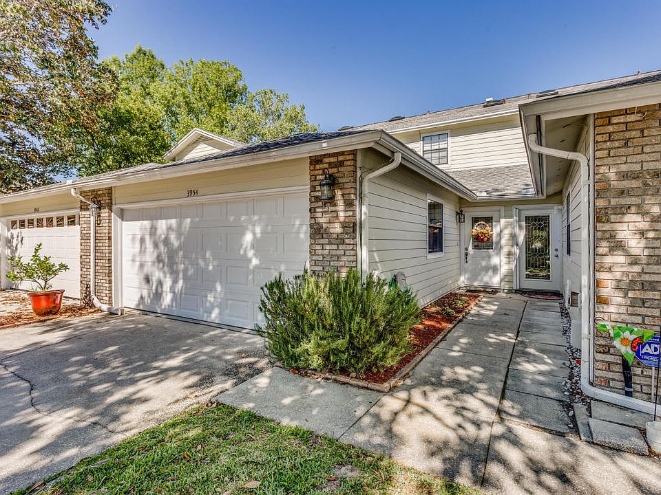 1st image of 3954 Meadowview Dr N