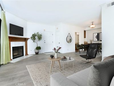 7230 Kelvin Ave APT 1, Winnetka, CA, 91306
