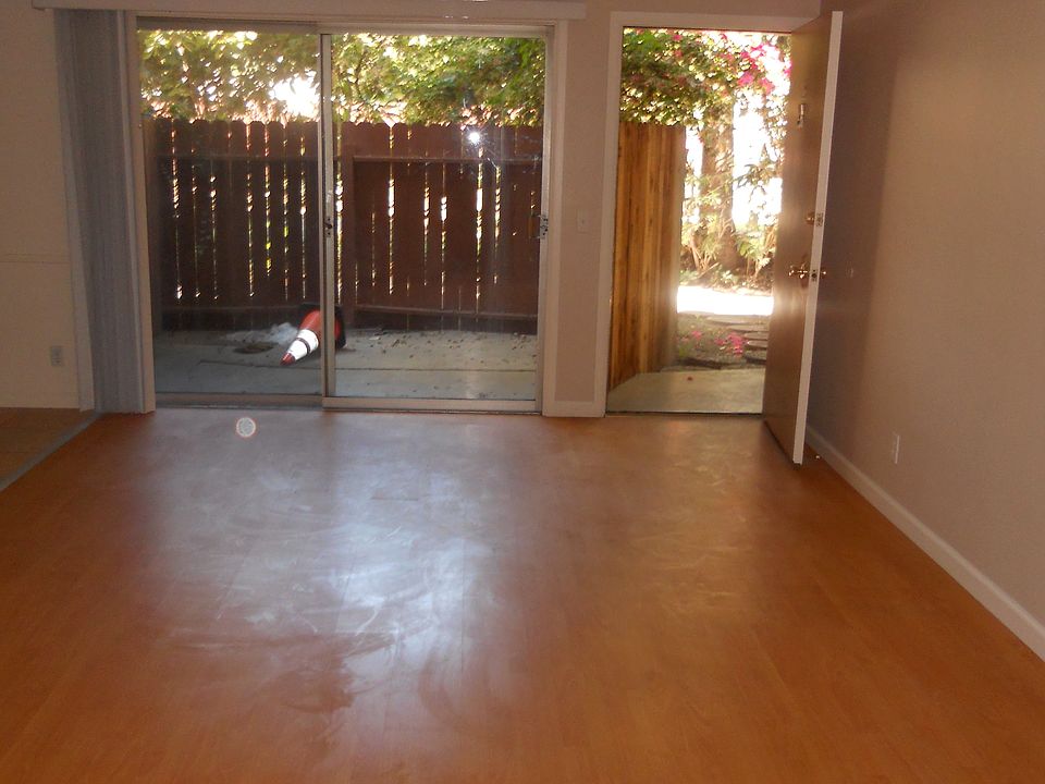 1st image of 405 N Marengo Ave APT 1