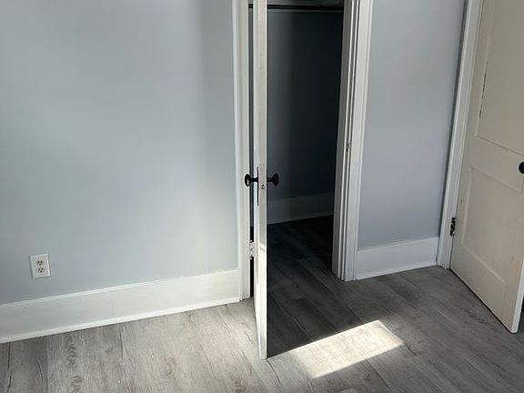 4th image of 124 Woodruff Ave #1
