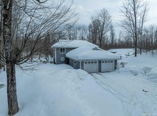 E9915 Old Indiantown Rd, Munising, MI 49862