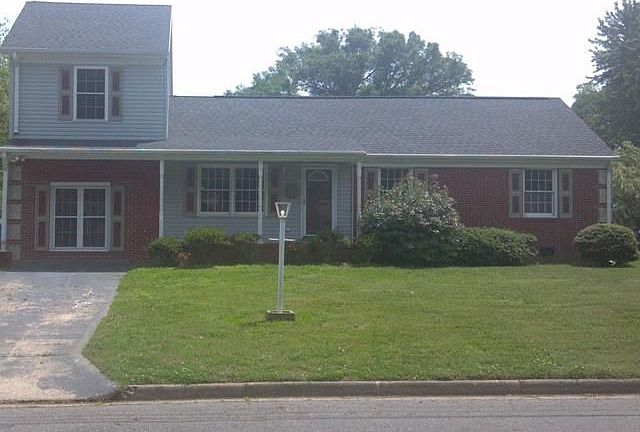 1st image of 37 Bonita Dr