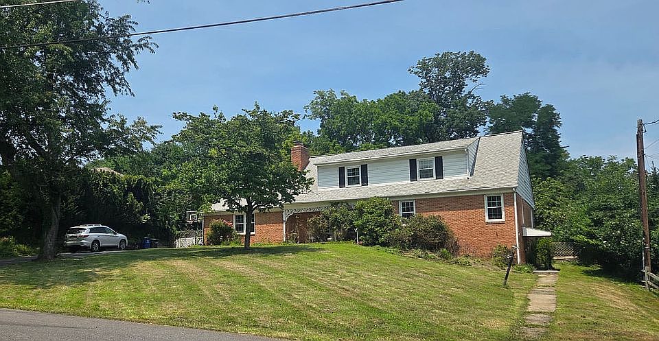 1st image of 3985 High Point Rd