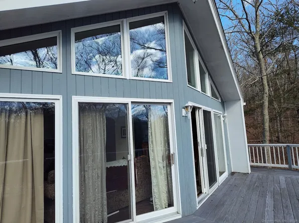 22 Parkwood Road, Sprague, CT 06350