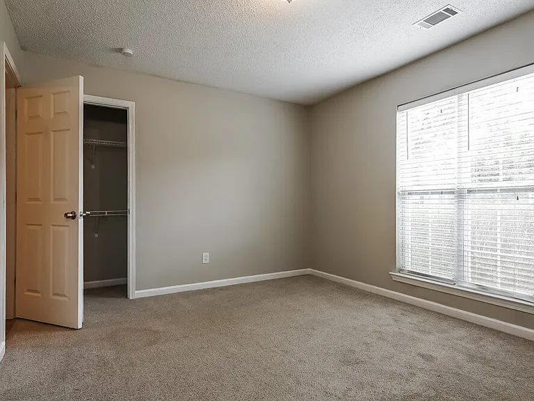 175 Cedar Bend Dr — Photo 12