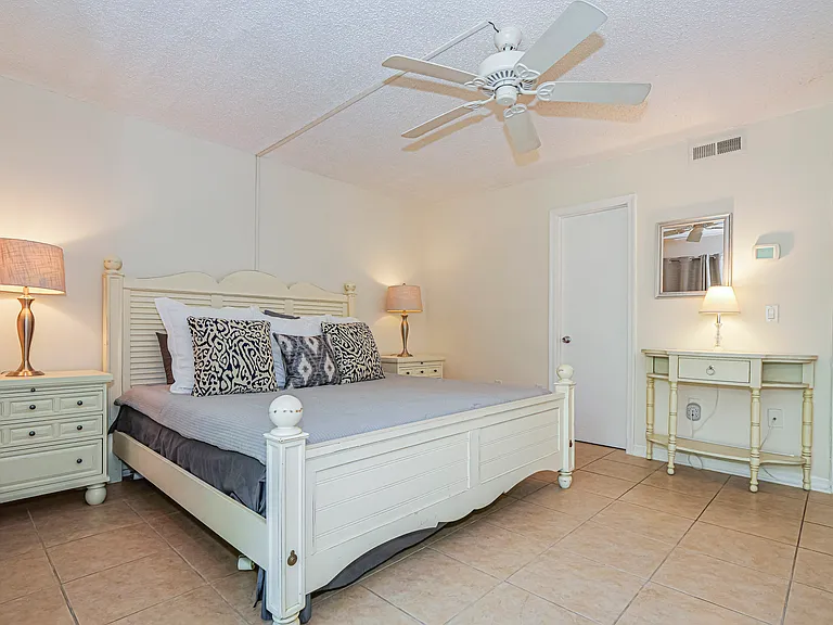 1901 Indian River Blvd #103D — Photo 16