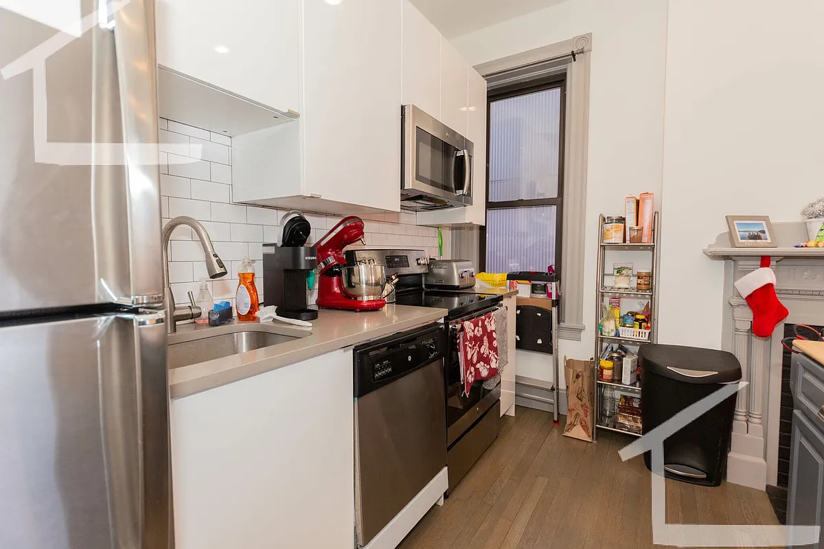 Building Photo - 11 Belvidere St #2