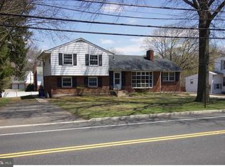 444 Delaware Ave, Roebling, NJ 08554