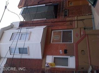 1908 S Woodstock St, Philadelphia, PA 19145