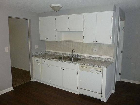 3rd image of 2144 Woodgate Ct