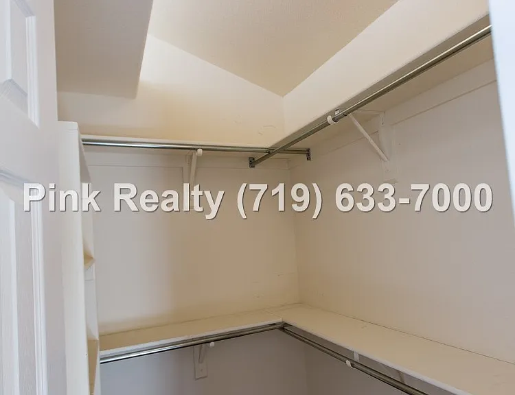985 Ridgebury Pl — Photo 21