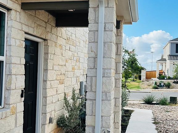 3rd image of 1517 McKinney Dr #1