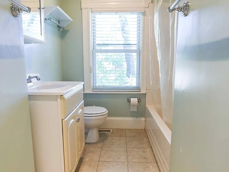 68 Forest St #B — Photo 11